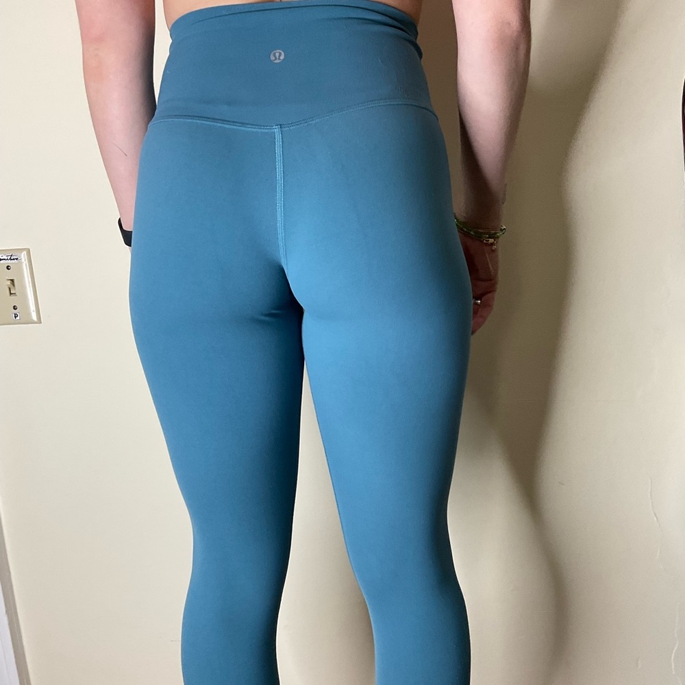 LuluLemon Leggings - Blue Size 6